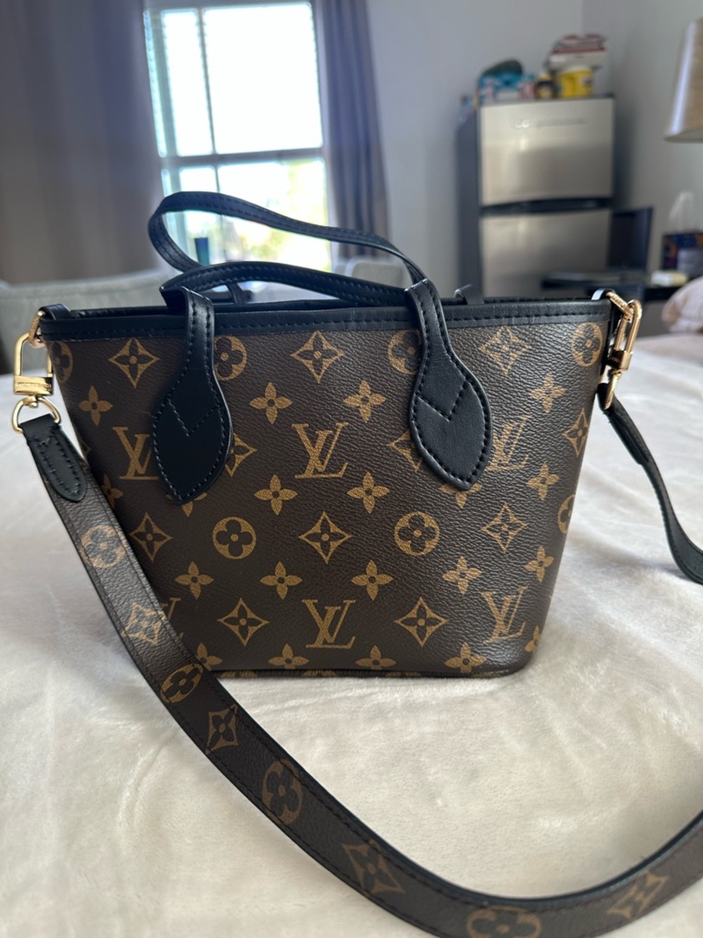 like Neverfull BB Brown Monogram Canvas Crossbody